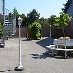 Captain Pahlen Lägenhetshotell Zingst